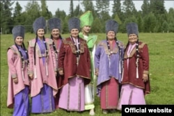 Туба халкы вәкилләре