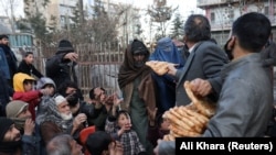 در جریان دو سال گذشته مردم در افغانستان بیشتر از هر زمان دیگری به کمک های بشری نیازمند شده اند