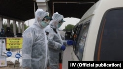 Fuqarolar Konstitutsiyada belgilangan himoya huquqidan foydalana olmayotirlar.