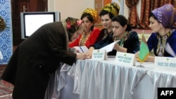 Türkmenistanyň saýlawlaryna GDA tarapyndan jemi 63 adam gözegçilik etdi.