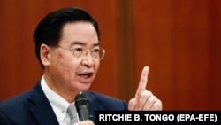 Жозеф У. Тайвандын тышкы иштер министри.