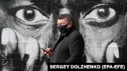 Минулої доби шпиталізували 1 061 людину, 18 850 – одужали