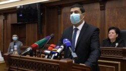 Շիրակի մարզպետը հրաժարական տվեց, Գյումրիի նորընտիր քաղաքապետն էլ պաշտոնը ստանձնեց