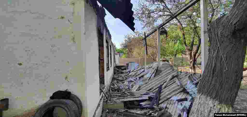 Исфара районундагы Чорку айыл өкмөтүнүн Сомониён айылы, 2-май, 2021-жыл.