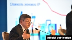 Акылбек Жапаров Министрлер кабинетинин төрагасы болуп былтыр октябрда дайындалган