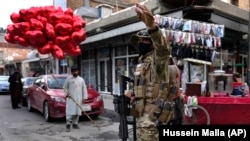 با برگشت طالبان به قدرت افغان ها نمی توانند به گونه آشکار از روز عاشقان تجلیل کنند