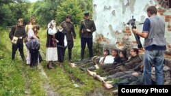 Під час зйомок фільму «Сталеві строфи Марка Боєслава» (фото Зіновія Бойчука)