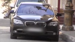 Nazirliklərin  qarşısındakı bahalı xidməti maşınlar...