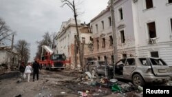 Наступствы расейскай ракетнай атакі на Сумы. 13 красавіка 2025 году