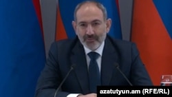 Премьер-министр Армении Никол Пашинян на пресс-конференции в Капане, 25 января 2020 г.