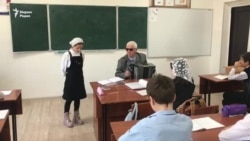 БIаьрса дайча а къар ца велла хьехархо