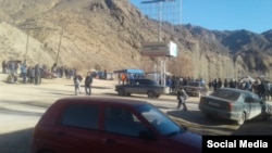 Чаткалдагы буга чейинки митингдердин бири. 