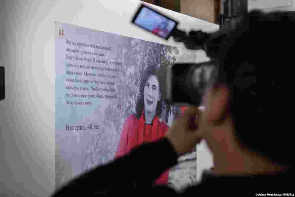 БУУнун маалыматына ылайык 15тен 49 жашка чейинки курактагы аялдардын 23% 15 жашынан бери жок дегенде бир жолу зомбулукка учураган. Күйөөсүнүн жыныстык зомбулугуна кабылган аялдардын жарымынан көбү ар кандай оор жарааттарды алган.&nbsp;