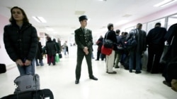 Türkmen migrantlary resmileriň hereket azatlygy baradaky aýdanlary bilen "ylalaşmaýarlar"