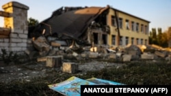 Аткылоодон кыйраган мектеп. Дружовка шаары, Донецк облусу. 30-август, 2022-жыл.