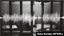 На записи Субелиани упоминает громкие дела разных лет, которые имели место при предыдущих и нынешних властях