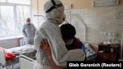 За даними НСЗУ, від квітня також було зареєстровано понад тисячу нових фахівців