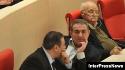 Оппозиции не нравится положение о том, что Грузия не должна значиться в списке проблемных вопросов, существующих между Западом и Россией