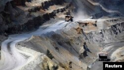 Բաց եղանակով շահագործվող հանքավայր, արխիվ 