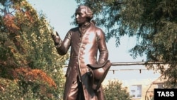 Памятник Иммануилу Канту в Калининграде