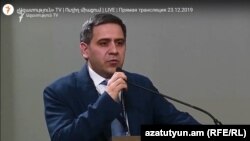 Հայաստանի ֆուտբոլի ֆեդերացիայի նորընտիր նախագահ Արմեն Մելիքբեկյանը, 23-ը դեկտեմբերի, 2019թ., Երևան