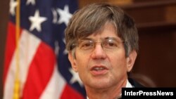 Заместитель госсекретаря США Джеймс Стейнберг