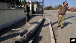 Արցախ, Ստեփանակերտ - Ադրբեջանցիների արձակած «Սմերչ» հրթիռի պոչային մասը, 20-ը հոկտեմբերի, 2020թ.