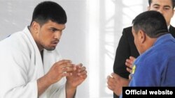 Акс аз Кумитаи миллии олимпии Тоҷикистон