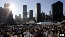 Нью-Йорк вспоминает погибших