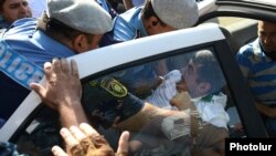 Երևան, Կոմիտասի պողոտա, 24-ը օգոստոսի, 2013թ.