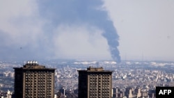 Полоишгоҳи нафт дар Теҳрон пас аз зарбаи Исроил ба он дар рӯзи 17-уми июн