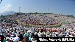 Стадион в Сараево, где папа Франциск проводит мессу, 6 июня 2015 года