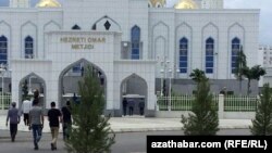 Ашхободдаги "Ҳазрати Умар" жомъе масжиди.