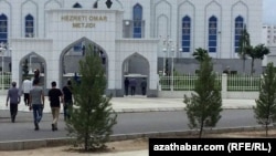 Мечеть в Ашхабаде (иллюстративное фото)