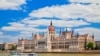 Здание парламента в центре Будапешта.
