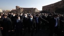 Փաշինյանի գլխավորությամբ կայացավ հիշատակի երթը դեպի Եռաբլուր