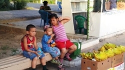 Diňle: Türkmenabatda gyşky dynç alşynda dilegçilik edýän çagalar göz-görtele köpeldi