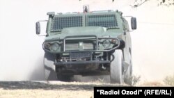 Рӯёрӯии нирӯҳои Тоҷикистону Русия бо душмани шартӣ дар Лоҳур