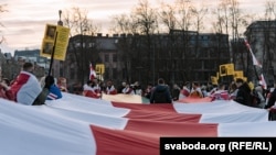 Беларусы сьвяткуюць Дзень Волі ў Вільні, Літва, 25 сакавіка 2025 году 