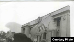 Qırımtatarlarnıñ Ukraina Yuqarı Radası yanında aktsiyası, Kiyev, 1992 senesi