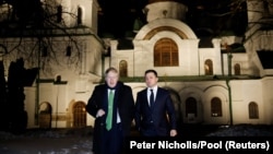 Մեծ Բրիտանիայի վարչապետը և Ուկրաինայի նախագահը, արխիվ