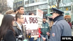 Чех полициясининг беҳудага одамларни тўхтатиб¸ безовта қиладиган одати йўқ.