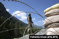 Блокпост індійської армії на союзній території Джамму і Кашмір поблизу «Лінії контролю», фактичного кордону з Пакистаном