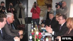 Razgovori u Kragujevcu, Foto: Branko Vučković.