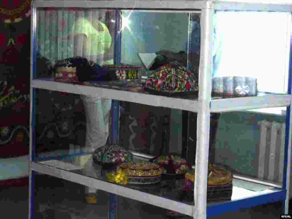 Намоишгоҳ дар осорхонаи Беҳзод #15