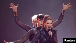 Ҳунарнамоии овозхони арманӣ Артсвик дар Киев, рӯзи 9 май 