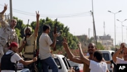 Шӯру шавқи мухолифони Қаззофӣ