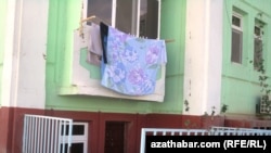 Ýaşaýyş jaýy, Aşgabat, 2013