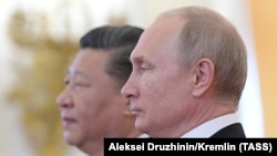Владимир Путин жана Си Цзиньпин.