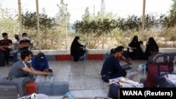 İranda əfqan qaçqınların düşərgəsi, arxiv fotosu